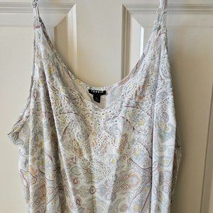 Torrid Sophie Ivory Paisley Challis Eyelet Cami, size 6